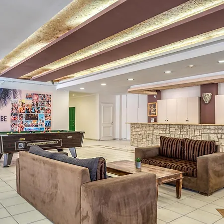 Hotel Blue Palm 2*