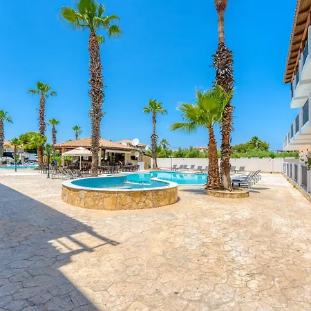 Hotel Blue Palm 2*