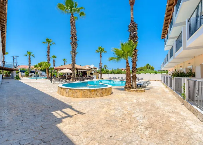 מלון Blue Palm 2*